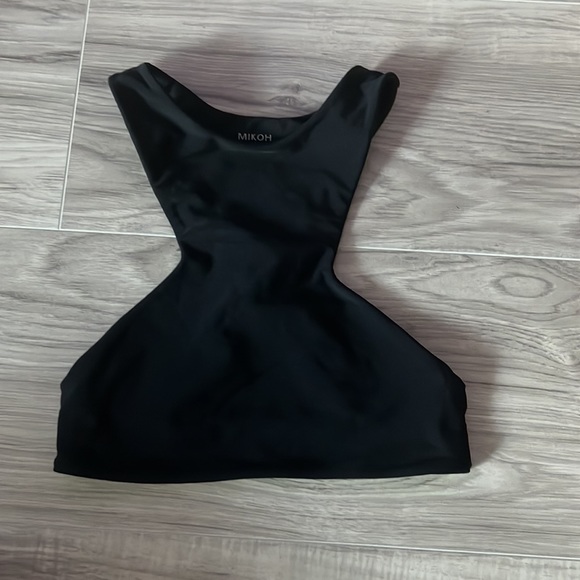 Mikoh halter Bikini 👙 Top - Picture 3 of 5